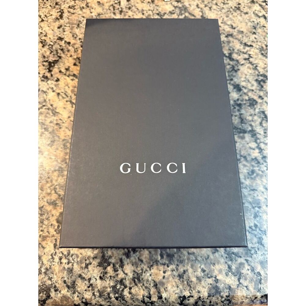 Gucci Women's Black Shoulder Bag with Silver Chain & GG Logo - Picture 7 of 11